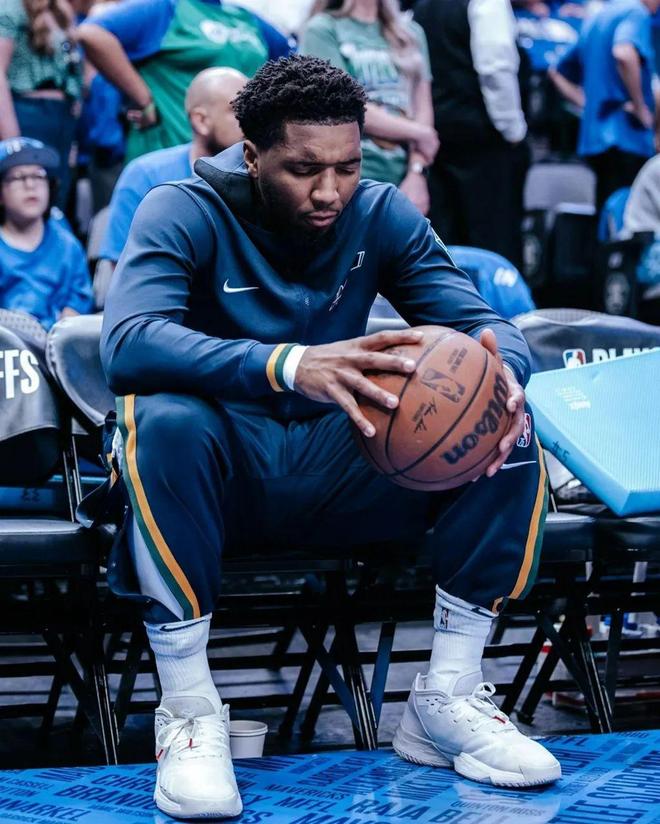 Shams：勇士将在库明加具备被交易资格后讨论其交易方案（Shams：库明加一旦符合交易资格，勇士将评估其交易选项）