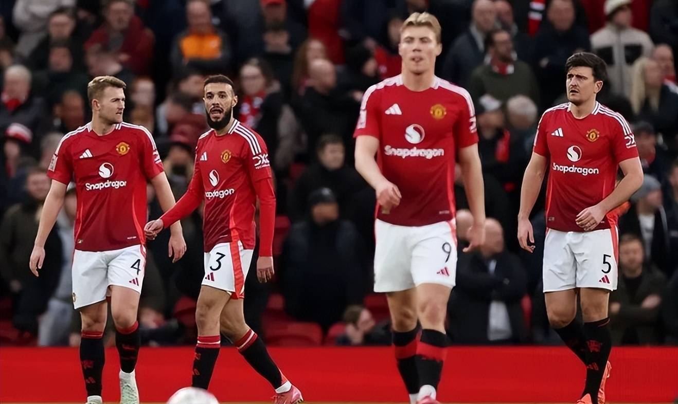 利物浦当地的阿诺德纪念壁画被破坏，记者：工作人员正在修复（利物浦阿诺德纪念壁画遭破坏，记者称修复工作已展开）