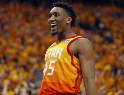 北青：国足季前可能安排冬训，具体计划待邵佳一发布会后明确（北青：国足季前或组织冬训，方案将在邵佳一发布会后敲定）