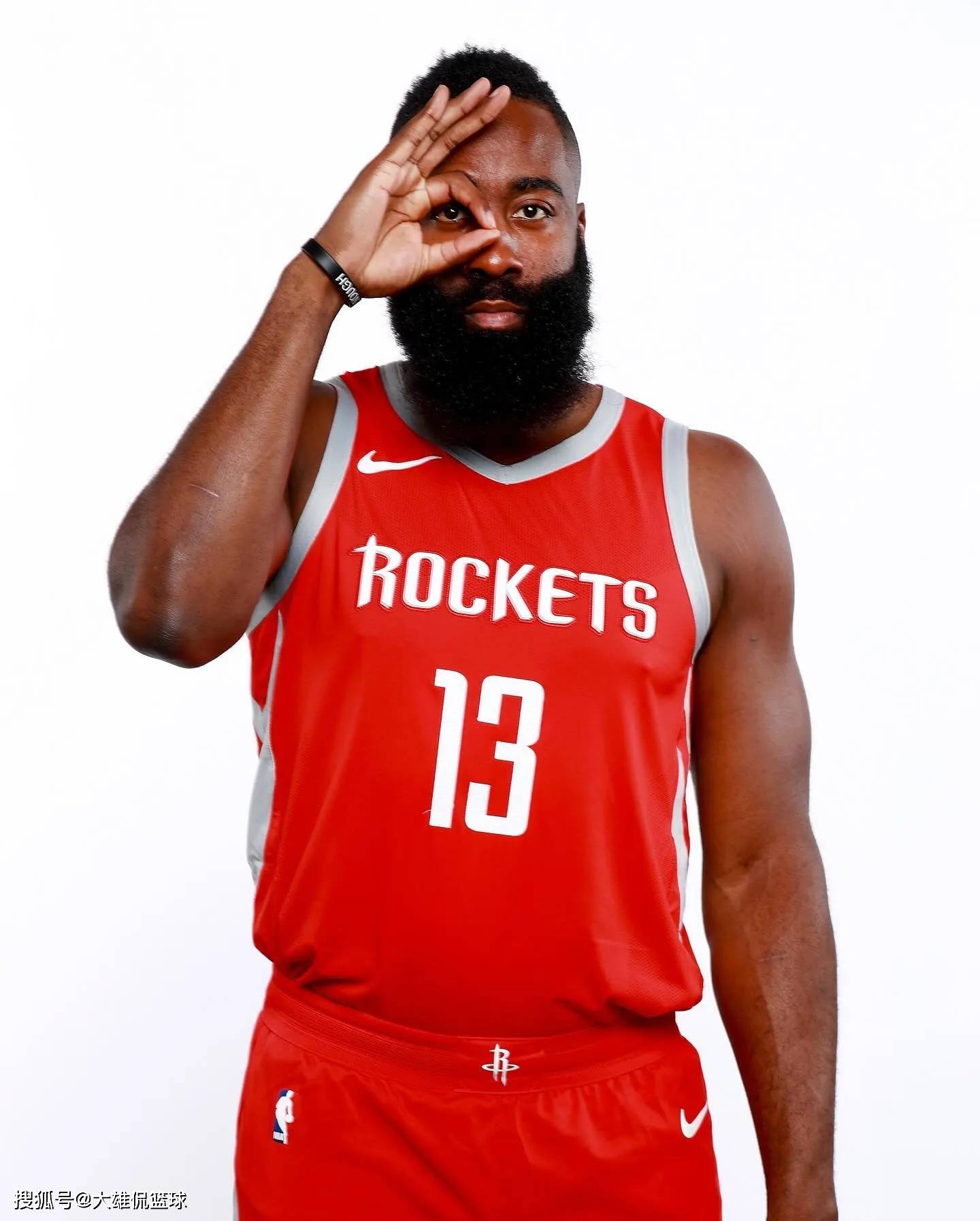 欧冠近11战打进12球，劳塔罗当选国米2-1凯拉特队内最佳球员（欧冠近11场斩12球，劳塔罗当选国米2-1凯拉特一战队内最佳）