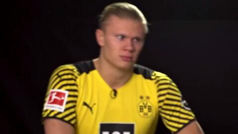 邵佳一执掌国足3把火：体能、纪律、数据，混日子球员的好日子到头了！（邵佳一接手国足祭出三板斧：体能为先、纪律从严、数据说话，混日子球员没戏了）