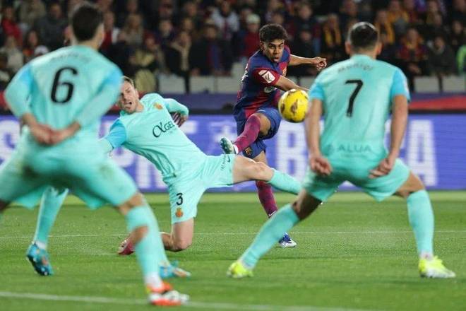 记者：米利唐左腿腘绳肌受伤，伤势令人担忧（记者：米利唐左腿腘绳肌受伤，伤情不容乐观）